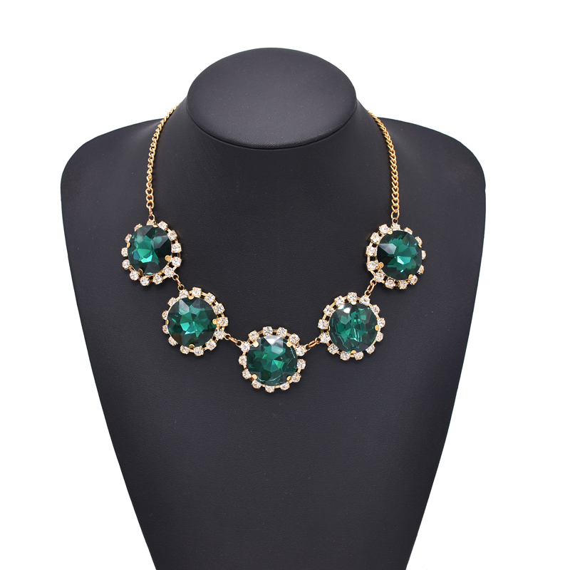 Vintage Fashion Vogue - Collier incrusté de diamants vintage pour