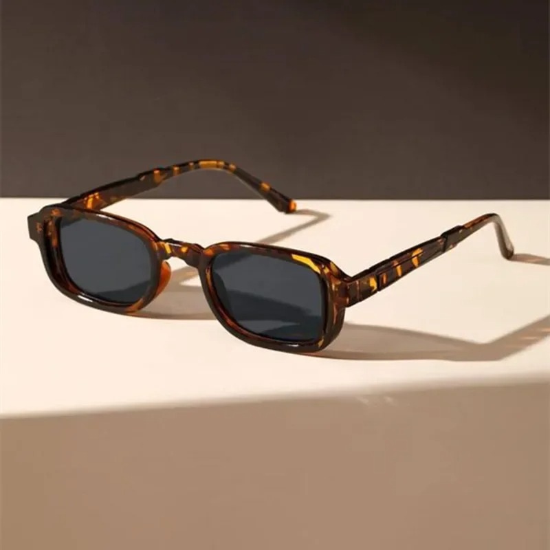 Vintage Fashion Brands - Lunettes de soleil rectangulaires de luxe
